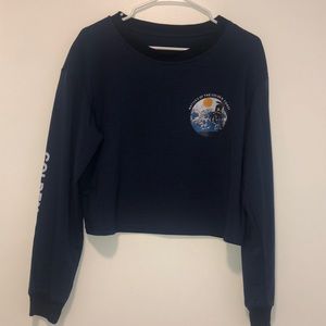 cropped navy blue top. NEVER WORN!